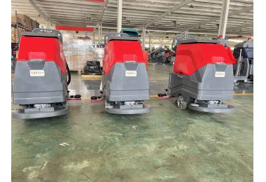 Efficient application of Ronlon+ RLA500 cleaning equipment